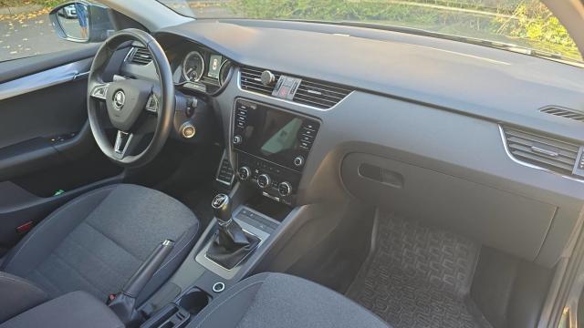 Skoda Octavia image 1