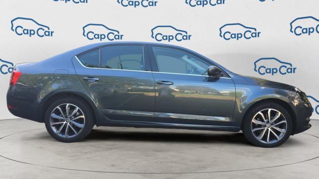 Skoda Octavia image 8