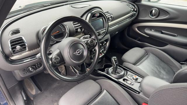 Mini Clubman image 3