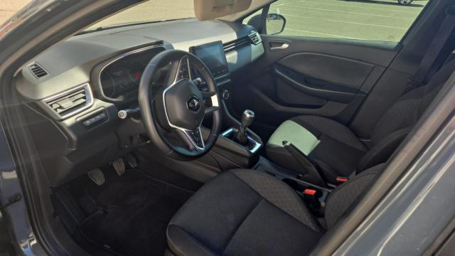 Renault Clio image 2