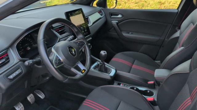 Renault Captur image 6