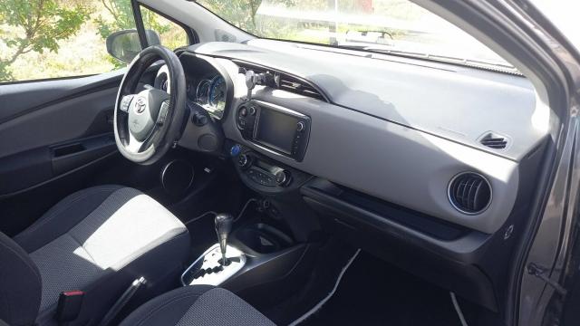 Toyota Yaris image 8