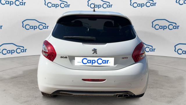 Peugeot 208 image 9