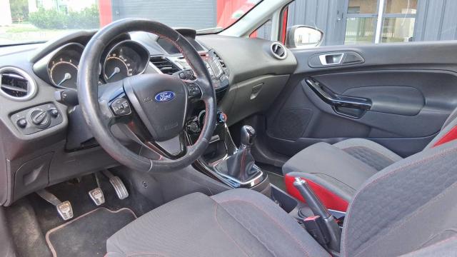 Ford Fiesta image 6