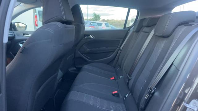 Peugeot 308 image 6