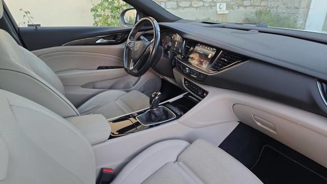 Opel Insignia image 3