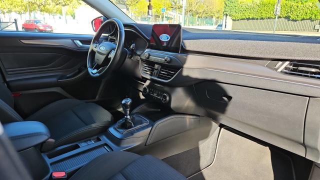 Ford Focus image 4