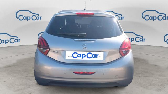 Peugeot 208 image 3