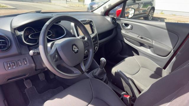 Renault Clio Estate image 9