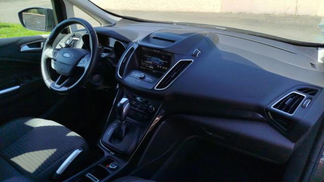 Ford C-Max image 1