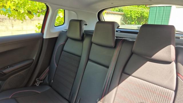 Peugeot 2008 image 3