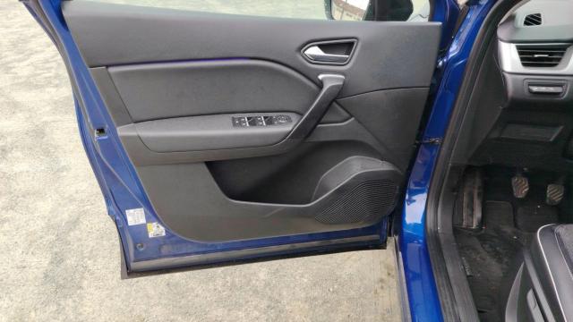 Renault Captur image 1