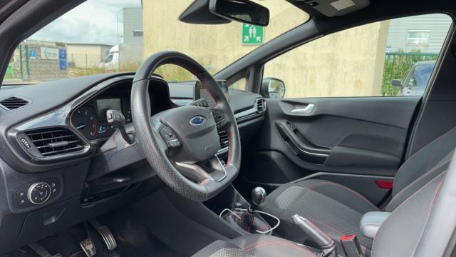 Ford Fiesta image 5