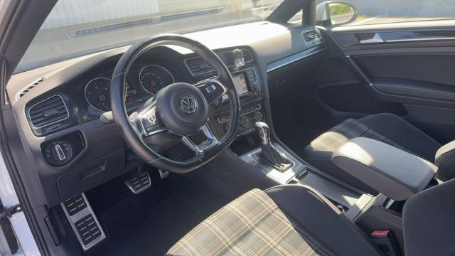 Volkswagen Golf image 7