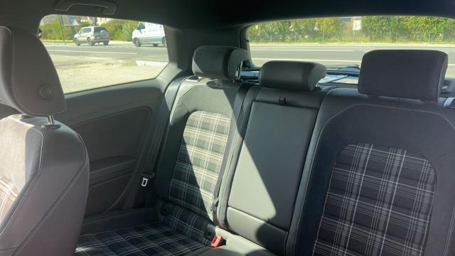 Volkswagen Golf image 2