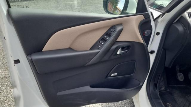 Citroen C4 Picasso image 9