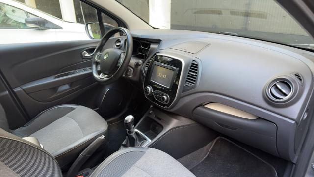 Renault Captur image 8