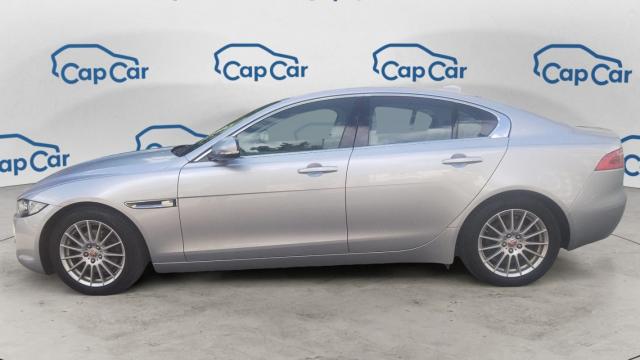 Jaguar Xe image 1