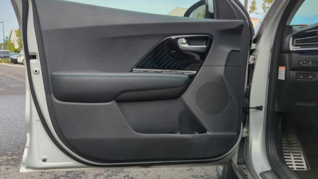 Kia E-Niro image 8