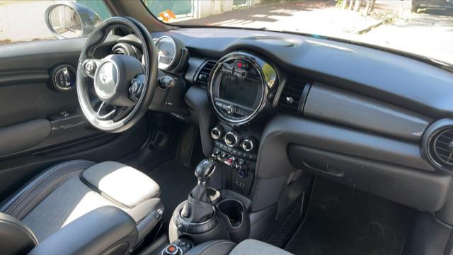 Mini Mini image 9