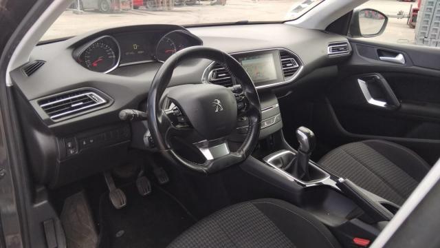 Peugeot 308 image 9