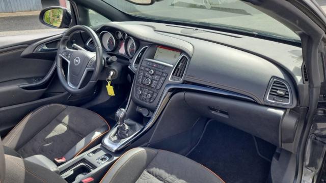 Opel Cascada image 8