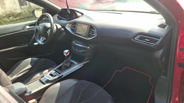 Peugeot 308 image 8