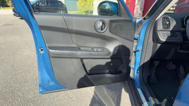 Mini Countryman image 6