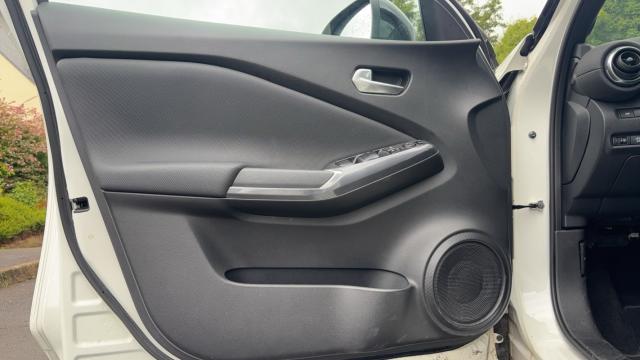 Nissan Juke image 8