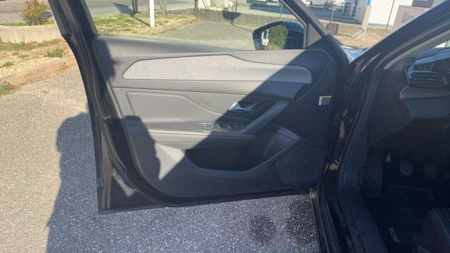 Peugeot 308 image 6