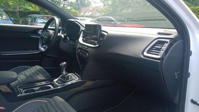 Kia Proceed image 5