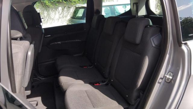 Peugeot 5008 image 5