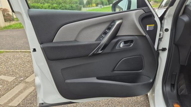 Citroen C4 Picasso image 2