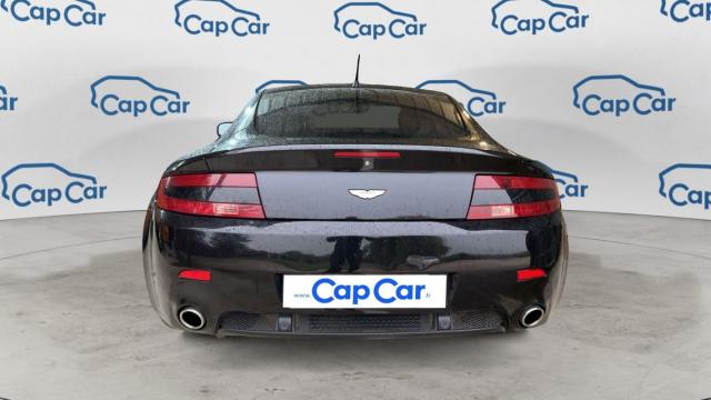Aston Martin Vantage image 5