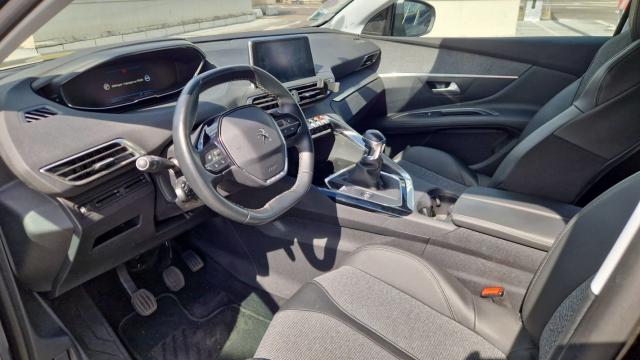 Peugeot 3008 image 9
