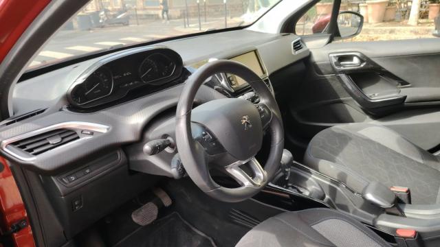 Peugeot 2008 image 5
