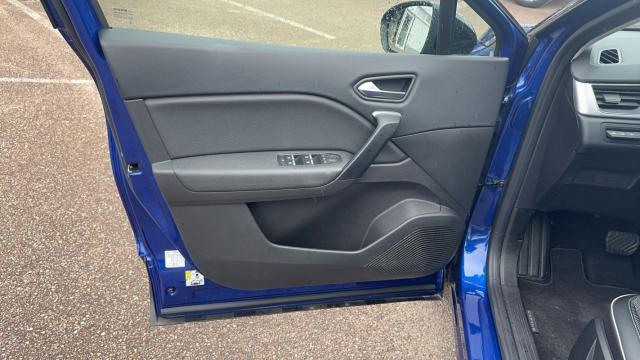 Renault Captur image 3