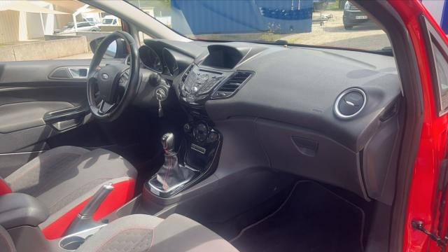 Ford Fiesta image 3