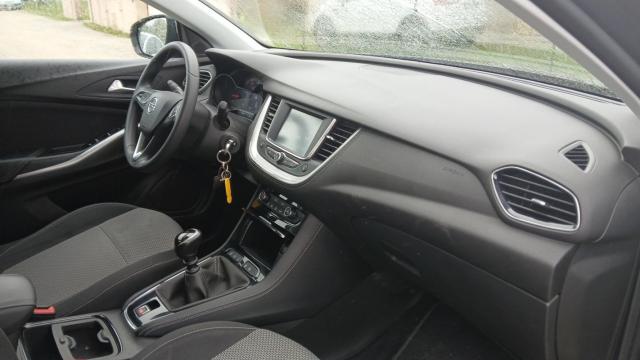 Opel Grandland X image 2
