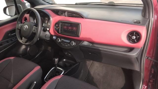 Toyota Yaris image 2