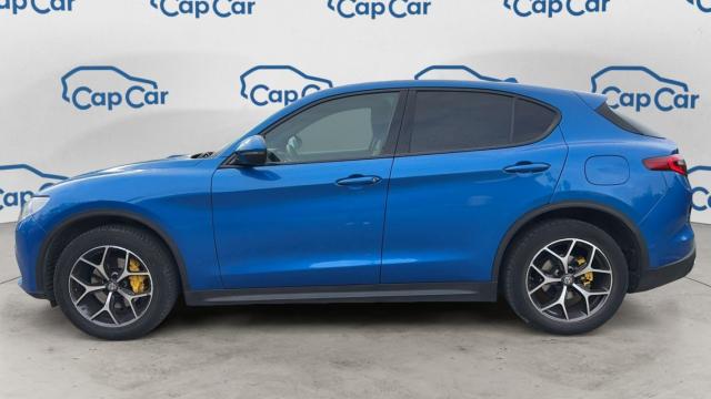 Alfa Romeo Stelvio image 7