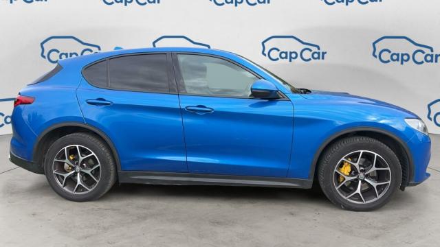 Alfa Romeo Stelvio image 5