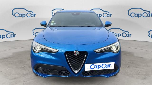 Alfa Romeo Stelvio image 9