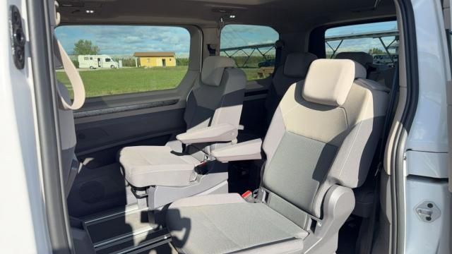 Volkswagen Multivan image 4