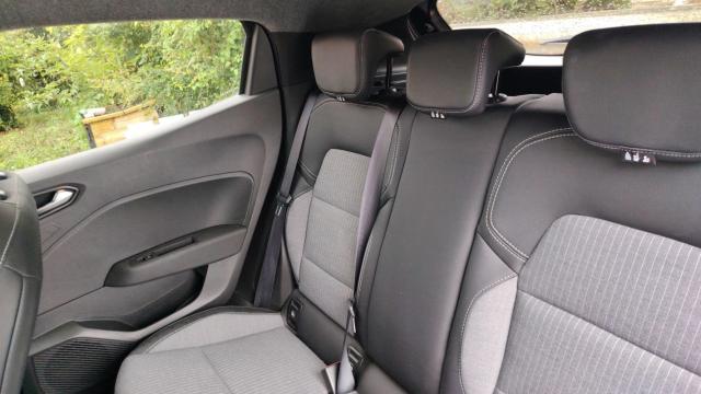 Renault Clio image 6