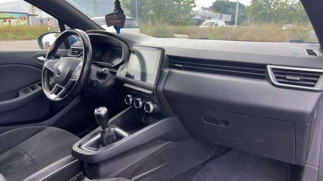 Renault Clio image 2
