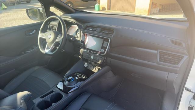 Nissan Leaf image 5