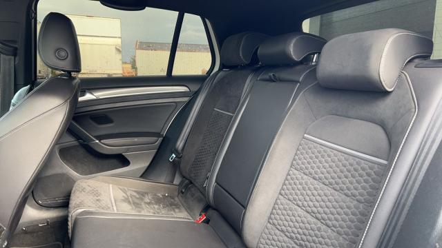 Volkswagen Golf image 1