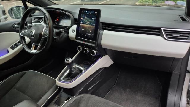 Renault Clio image 8