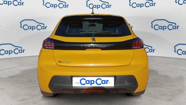 Peugeot 208 image 6